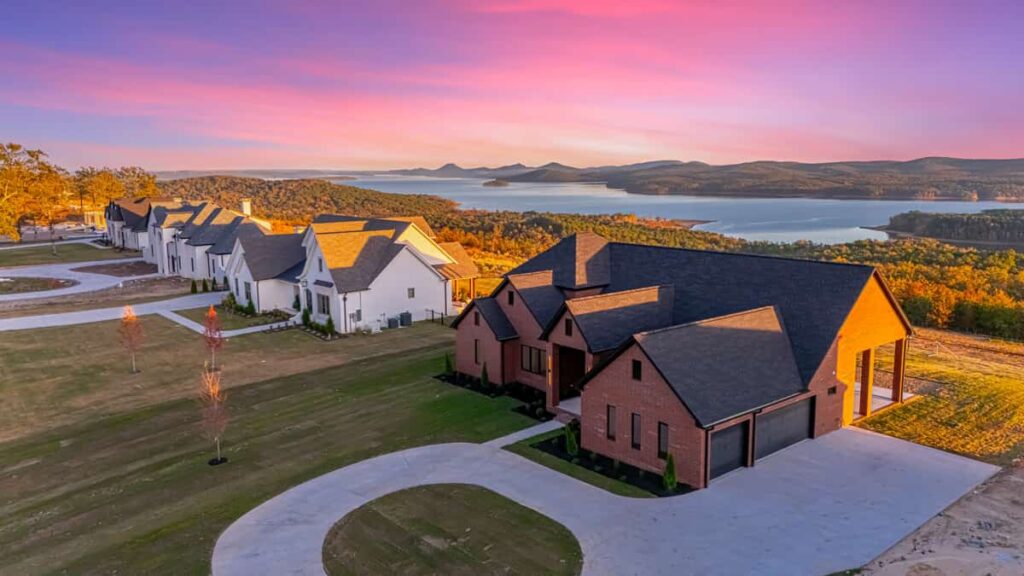 DJI_20251104165228_0015_D